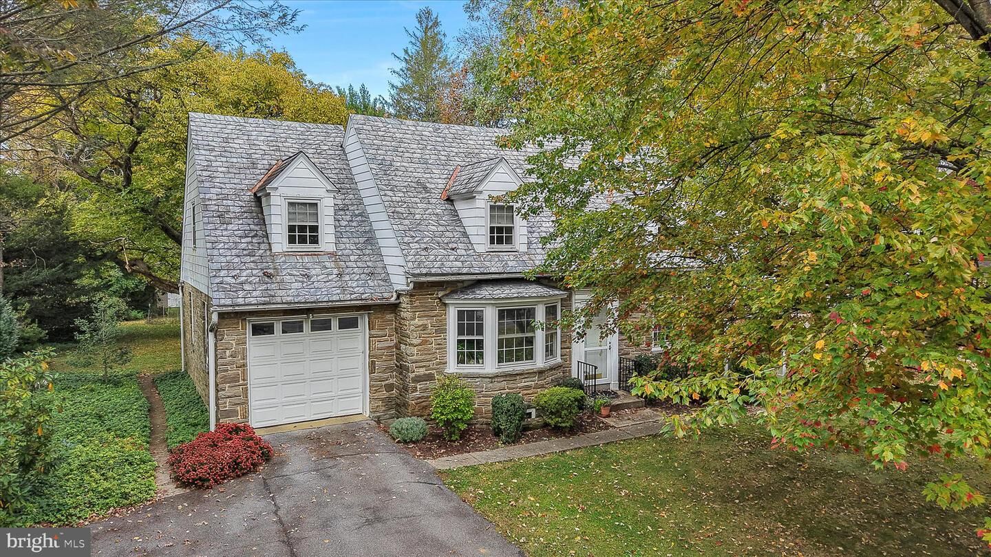 Property Photo:  2341 Columbia Avenue  PA 17603 