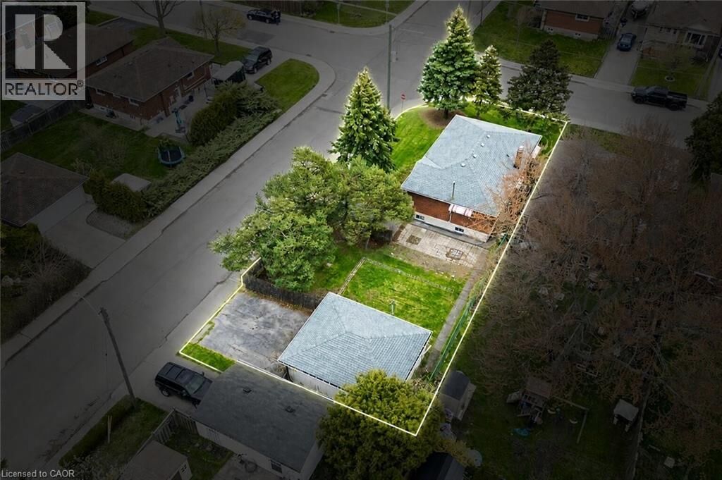Property Photo:  14 Callie Road  ON L9A 1Z4 
