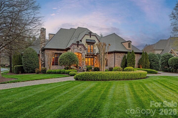 Property Photo:  8304 Marcliffe Court  NC 28173 