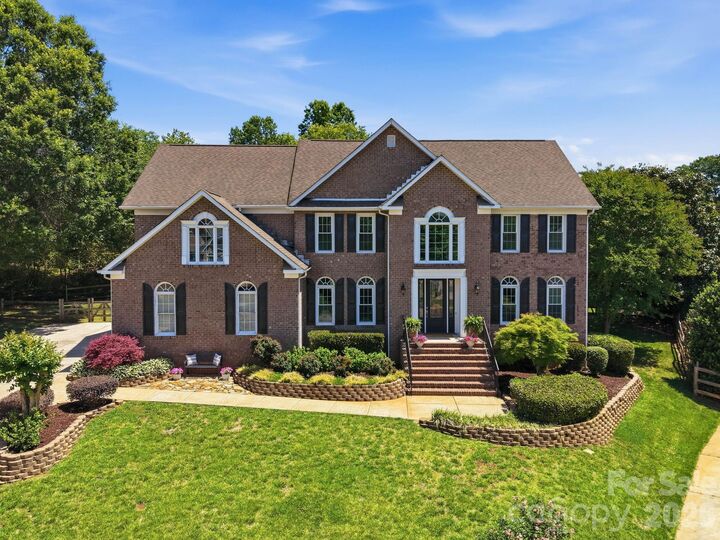 Property Photo:  8901 Whipps Cross Court  NC 28173 