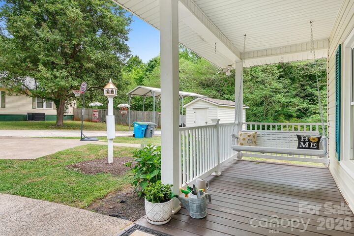 Property Photo:  2201 Jackson Street  NC 28012 