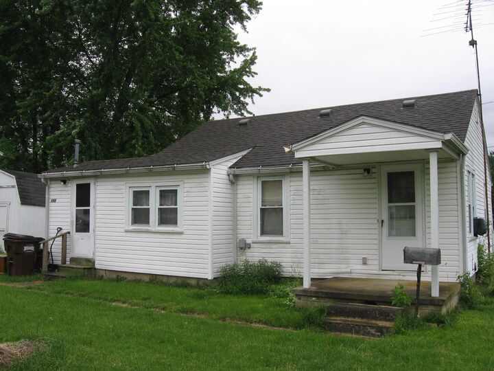Property Photo:  140 E Lewis Avenue  OH 45169 