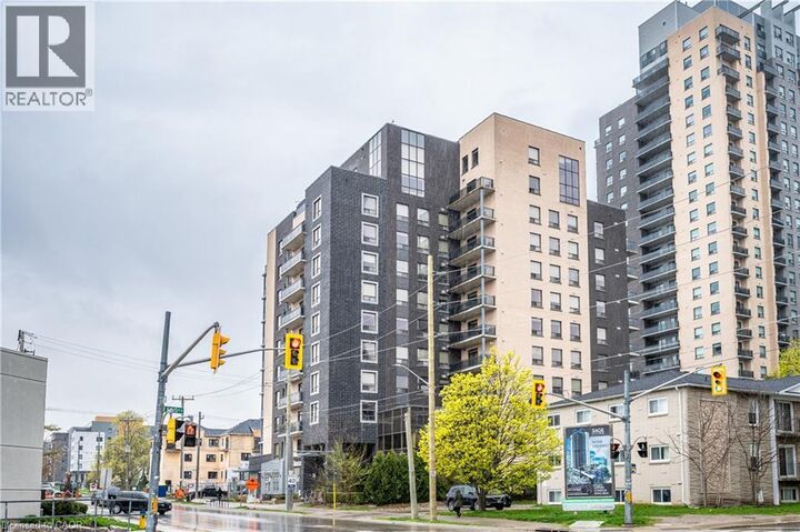 8 Hickory Street West 404 — photo 1