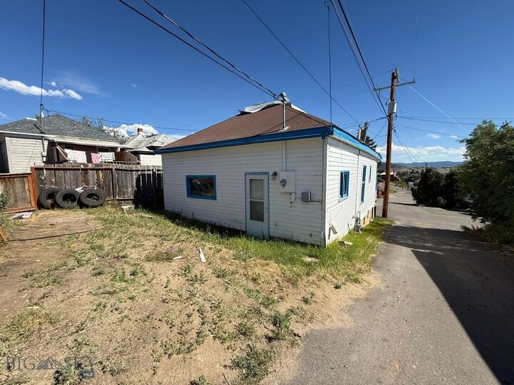 Property Photo:  605 Caledonia  MT 59701 