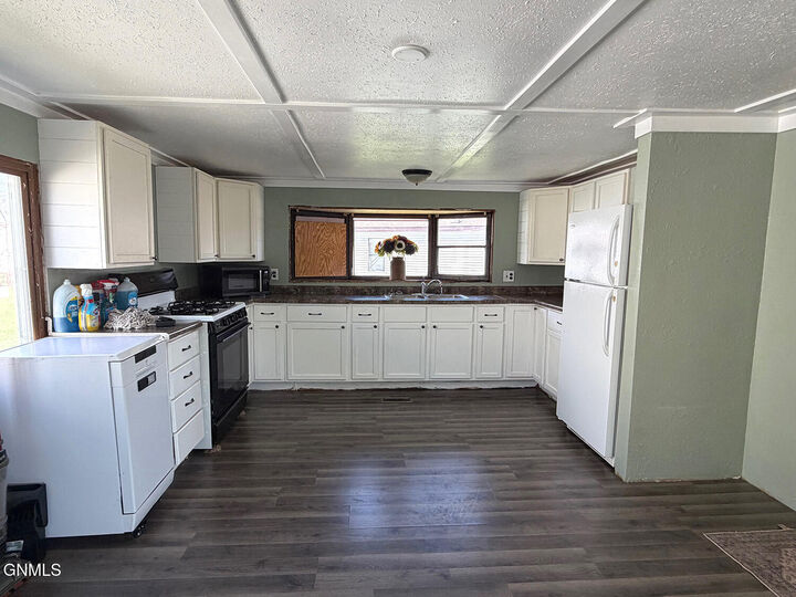 Property Photo:  130 Northland  ND 58401 