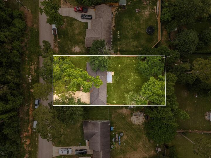Property Photo:  10443 Royal York Drive  TX 77303 