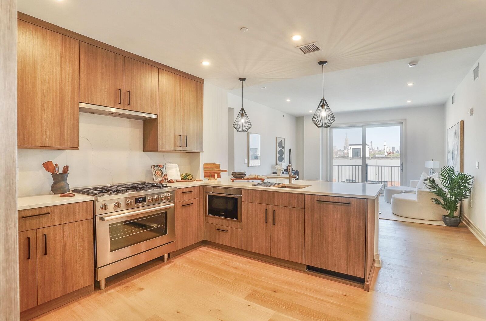 Property Photo: 921 Madison St 605 NJ 07030