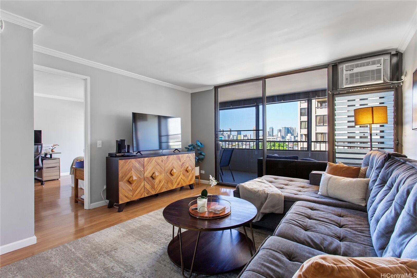 Property Photo:  1521 Alexander Street 406  HI 96822 