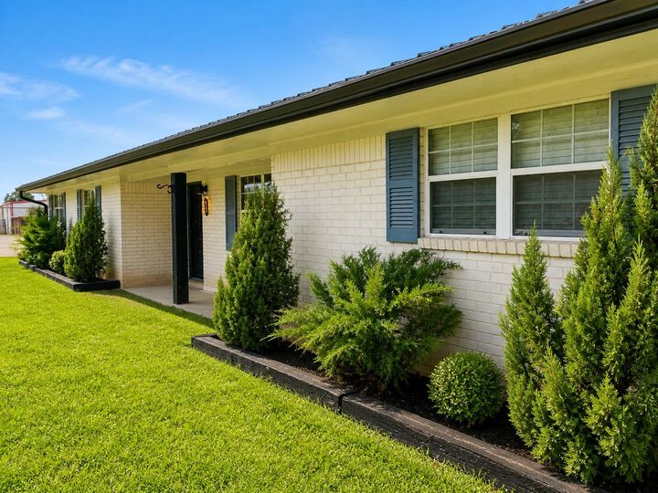 Property Photo: 546 Old San Augustine Hwy TX 75935
