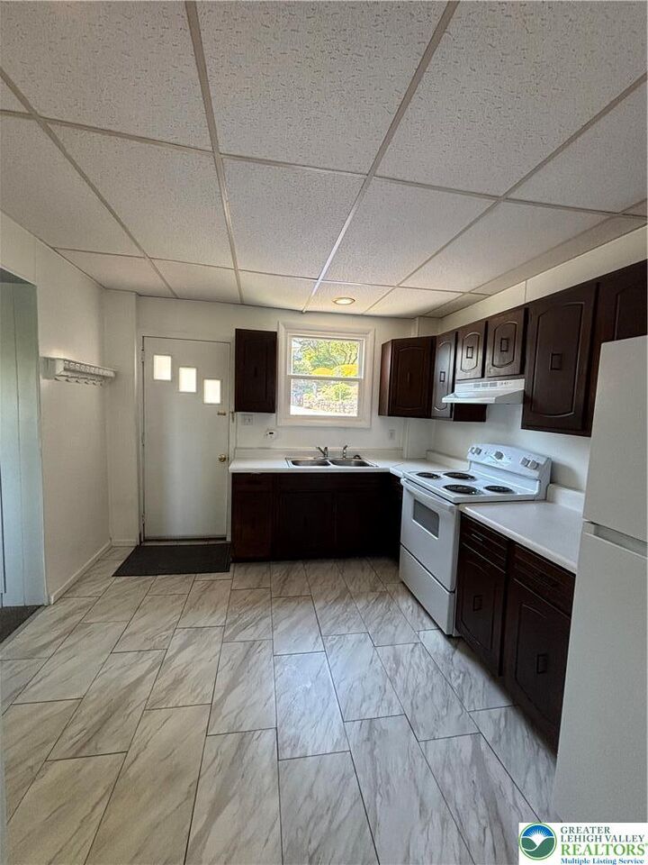 Property Photo:  722 Weil Street Rear  PA 18015 