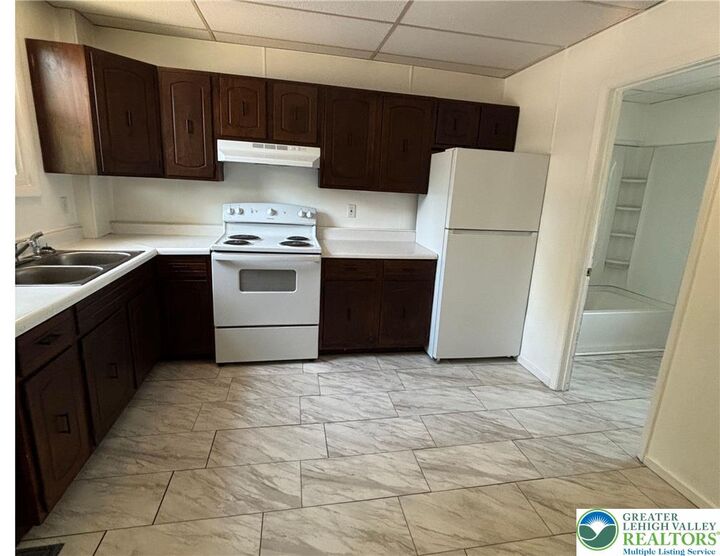 Property Photo:  722 Weil Street Rear  PA 18015 