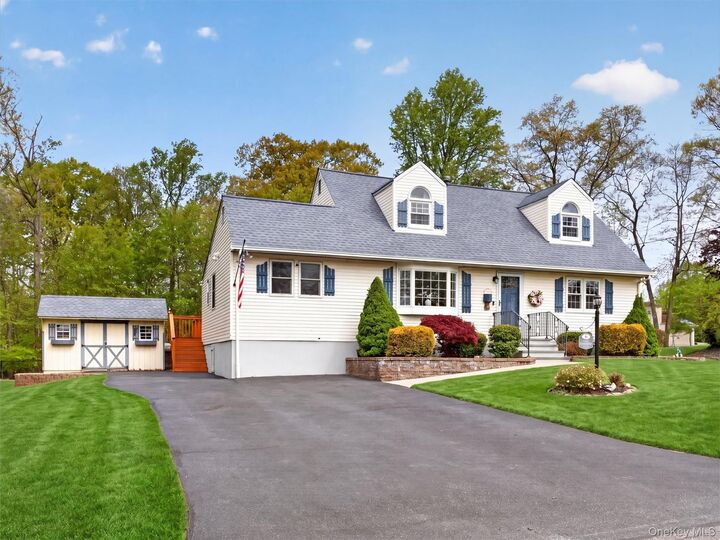 Property Photo:  21 Foxcroft Drive  NY 10954 