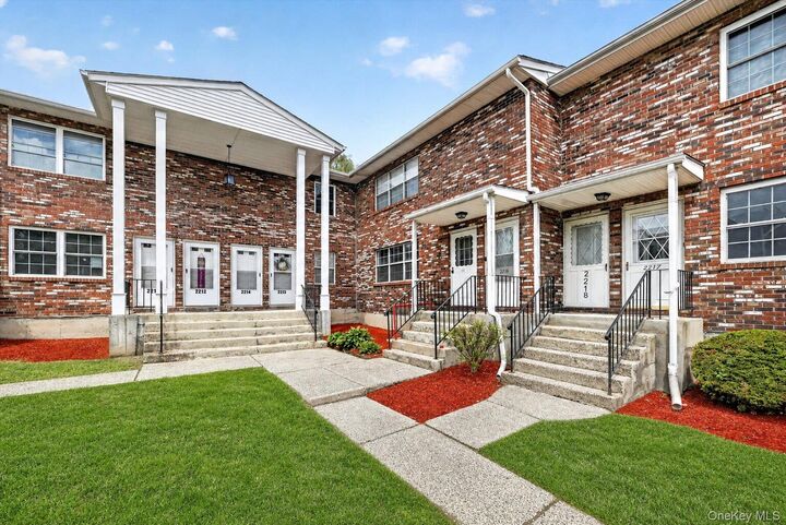 Property Photo:  276 Temple Hill Road 2217  NY 12553 