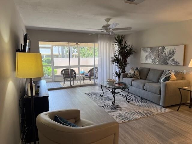 Property Photo:  7012 W Country Club Drive N 137  FL 34243 