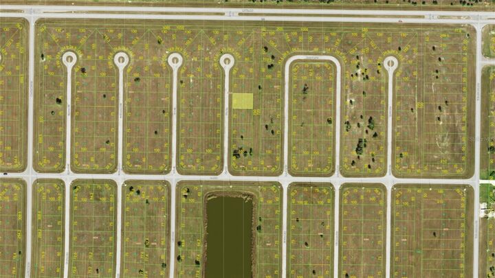 Property Photo:  10 Pine Lane  FL 33946 