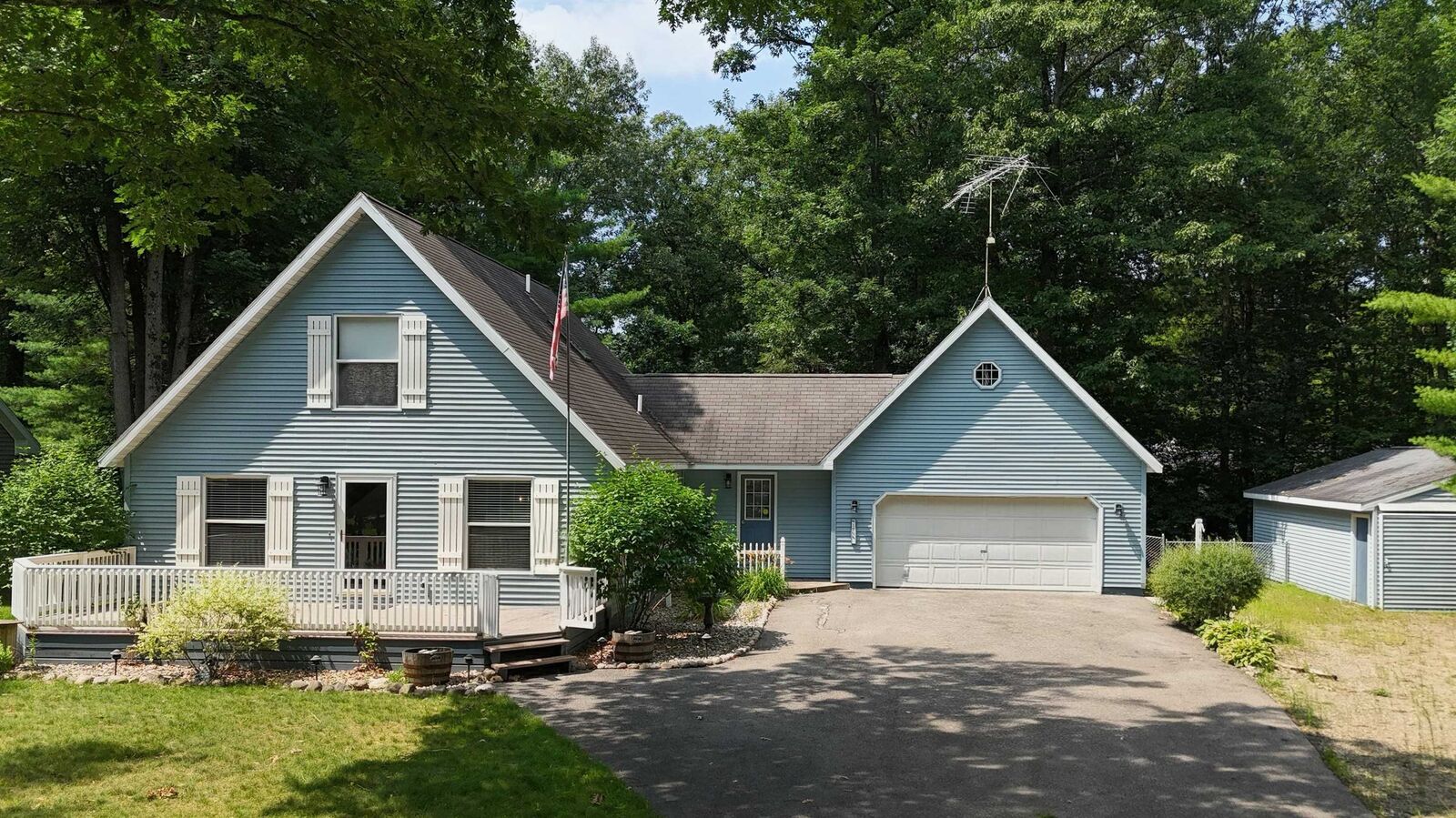 Property Photo: 124 Winding Drive MI 48629