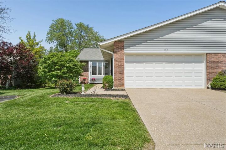 Property Photo:  1621 Rosewall Drive F  MO 63303 