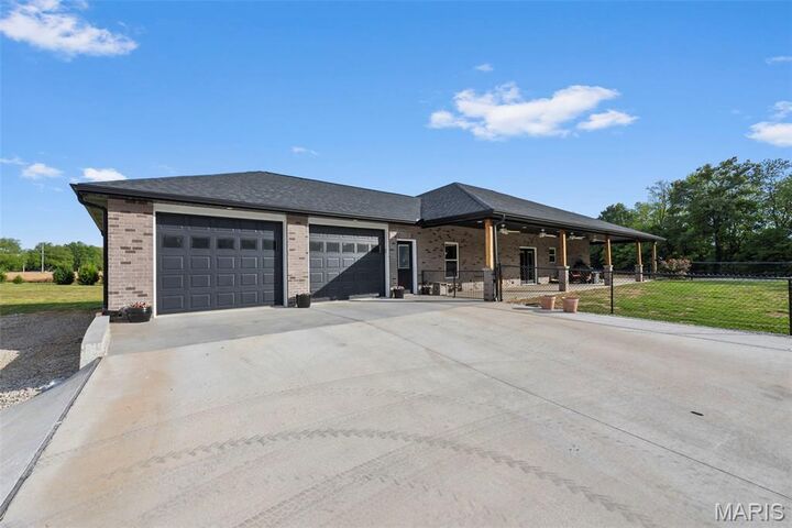 Property Photo: 241 County Road 226 MO 63701