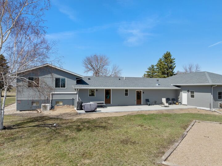 Property Photo:  9640 County Rd 9  ND 58761-9222 
