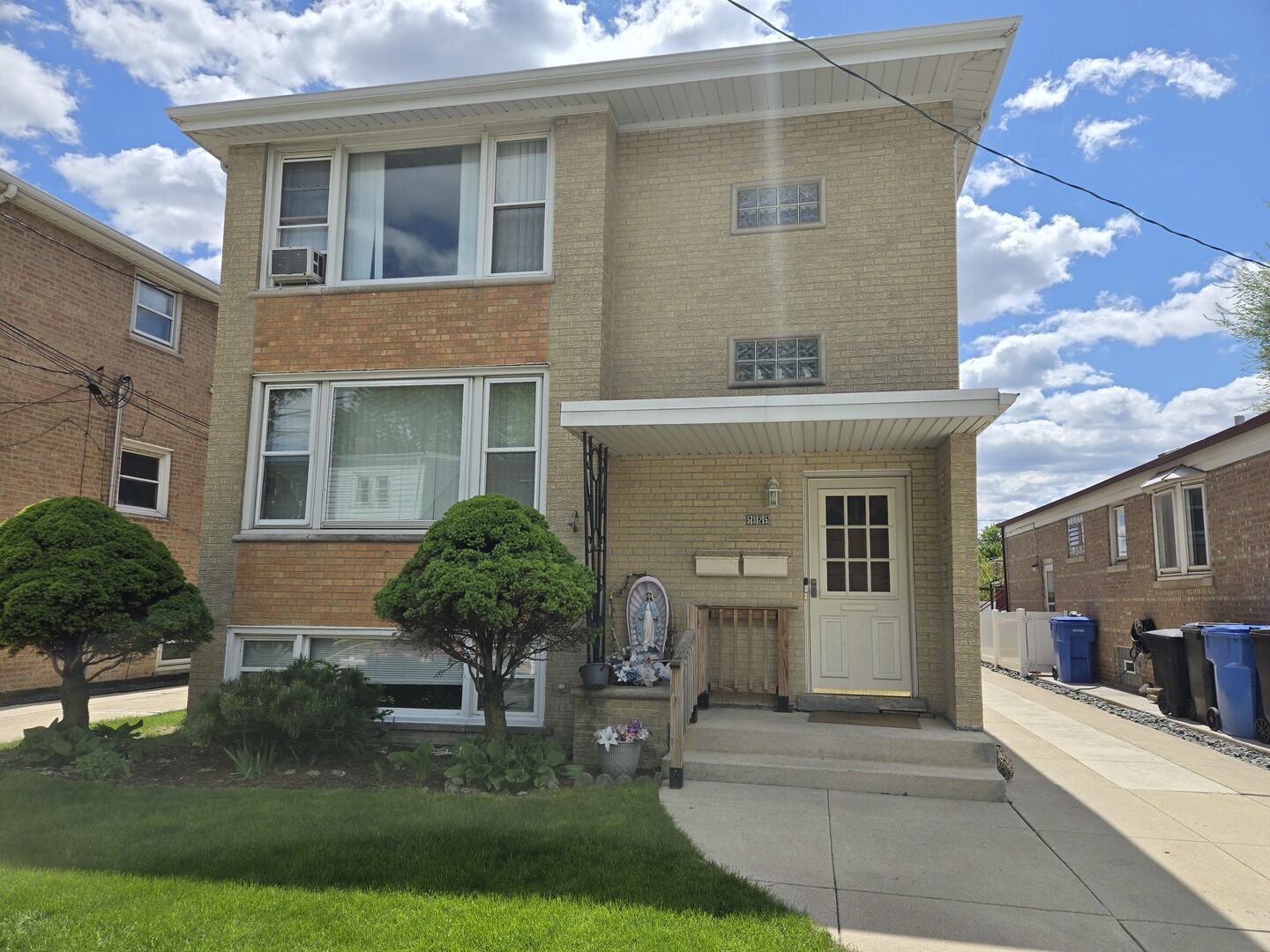 Property Photo:  5325 W 53rd Place  IL 60638 