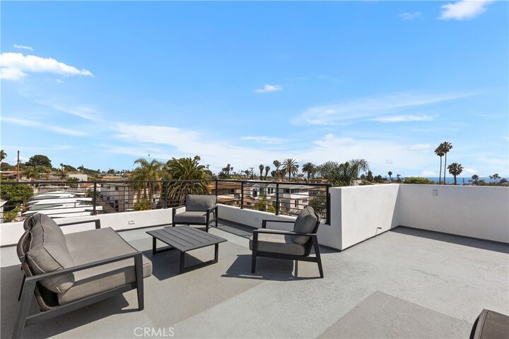 Property Photo: 140 W Canada CA 92672