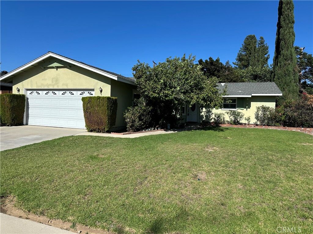 Property Photo:  8000 Sale Avenue  CA 91304 