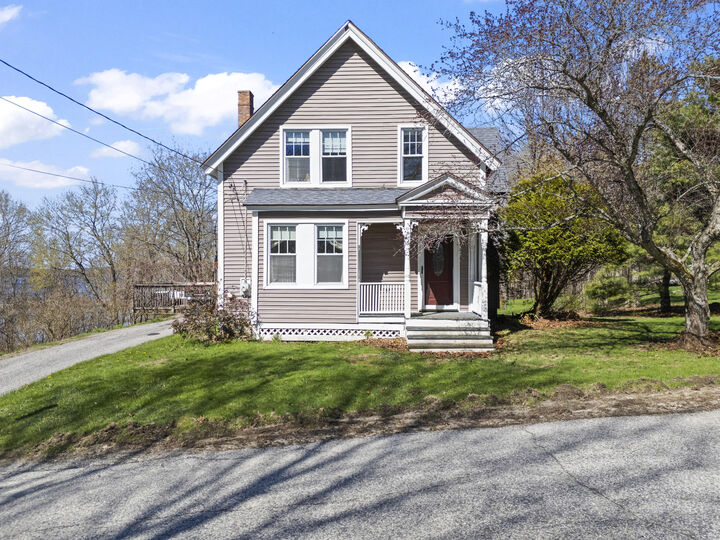 Property Photo:  194 Oak Hill Road  ME 04210 