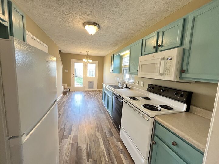 Property Photo:  1244 Matterhorn Run  TN 37130 