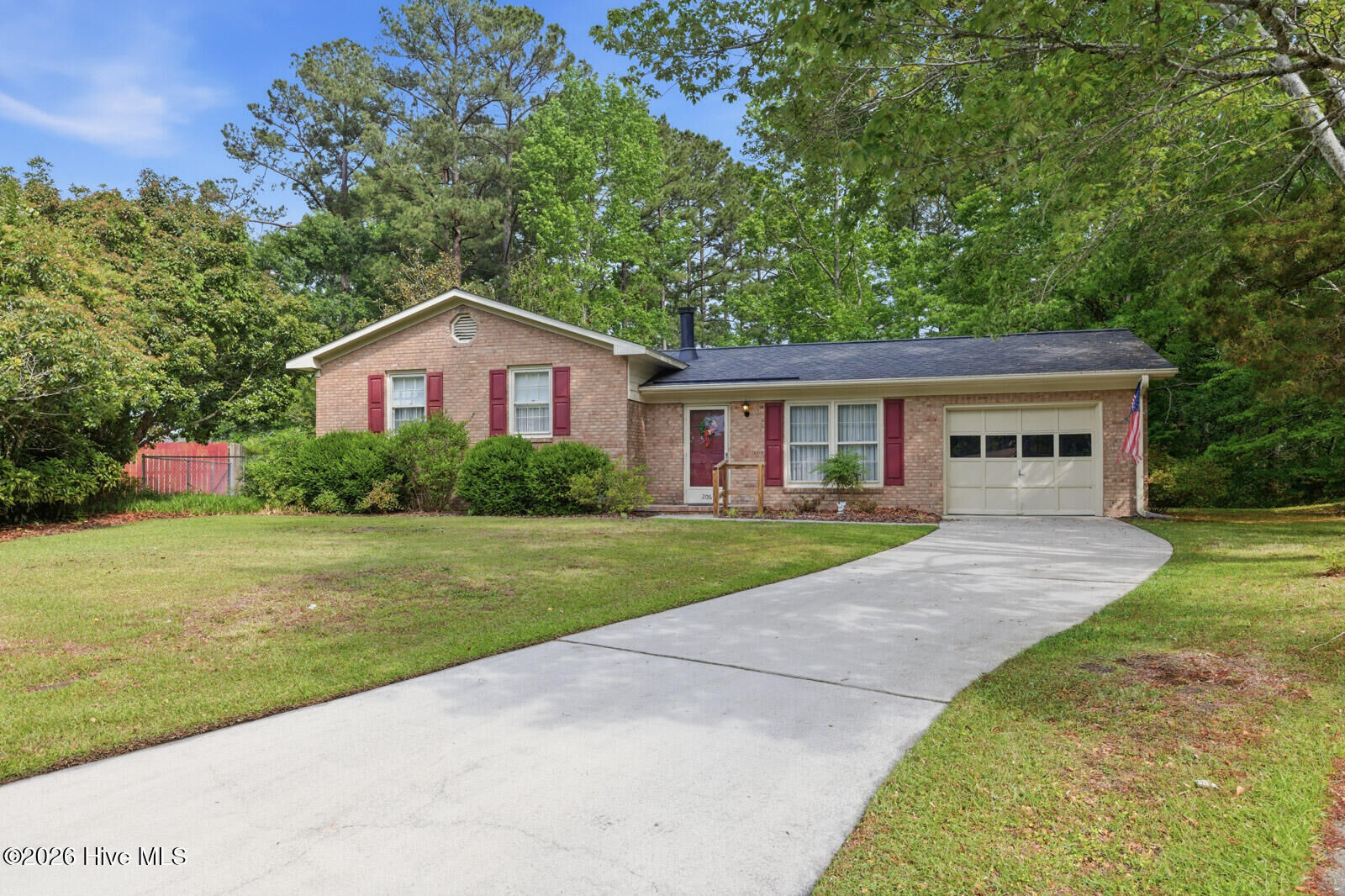 Property Photo: 206 Chatham Court NC 28540