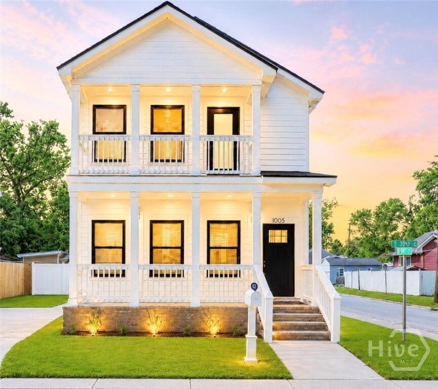 Property Photo:  1005 E 35th Street  GA 31401 