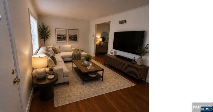 Property Photo:  390 Chestnut Street  NJ 07652 