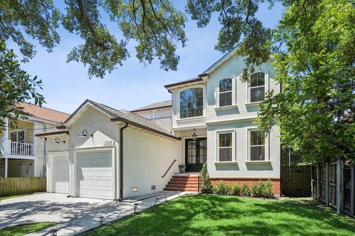 Property Photo: 1507 Burbank Drive LA 70122