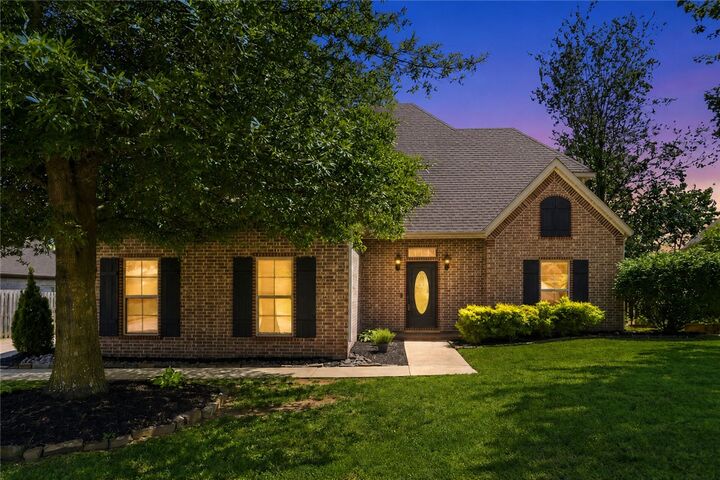 Property Photo:  6405 SW Heritage Avenue  AR 72713 