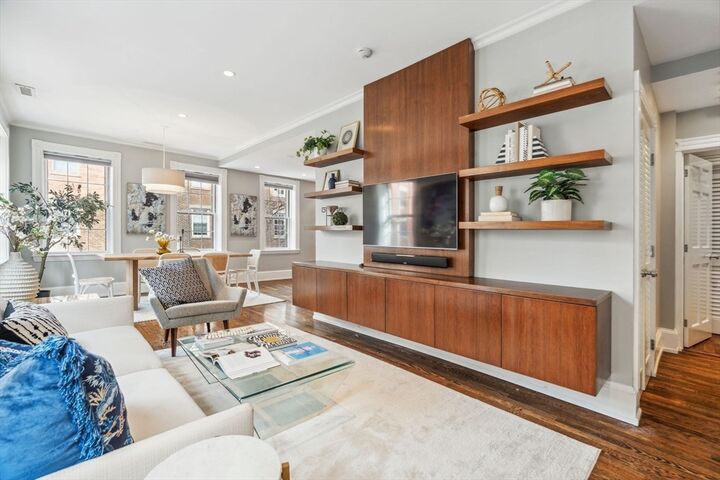 Property Photo:  61 Revere Street 3  MA 02114 