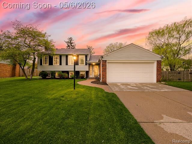 Property Photo: 41528 Greenwood Court MI 48187