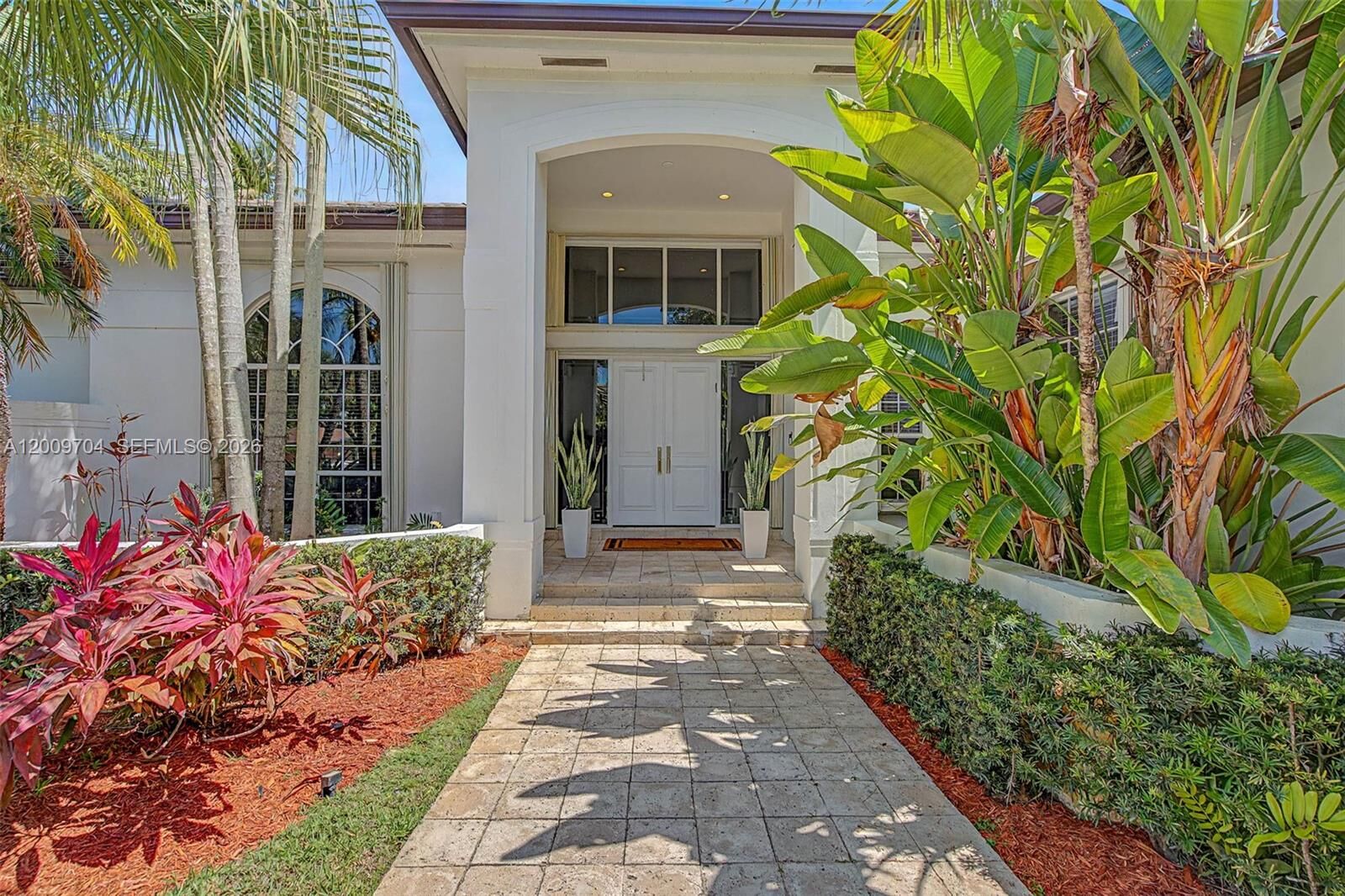 Property Photo: 6721 SW 140th St FL 33158