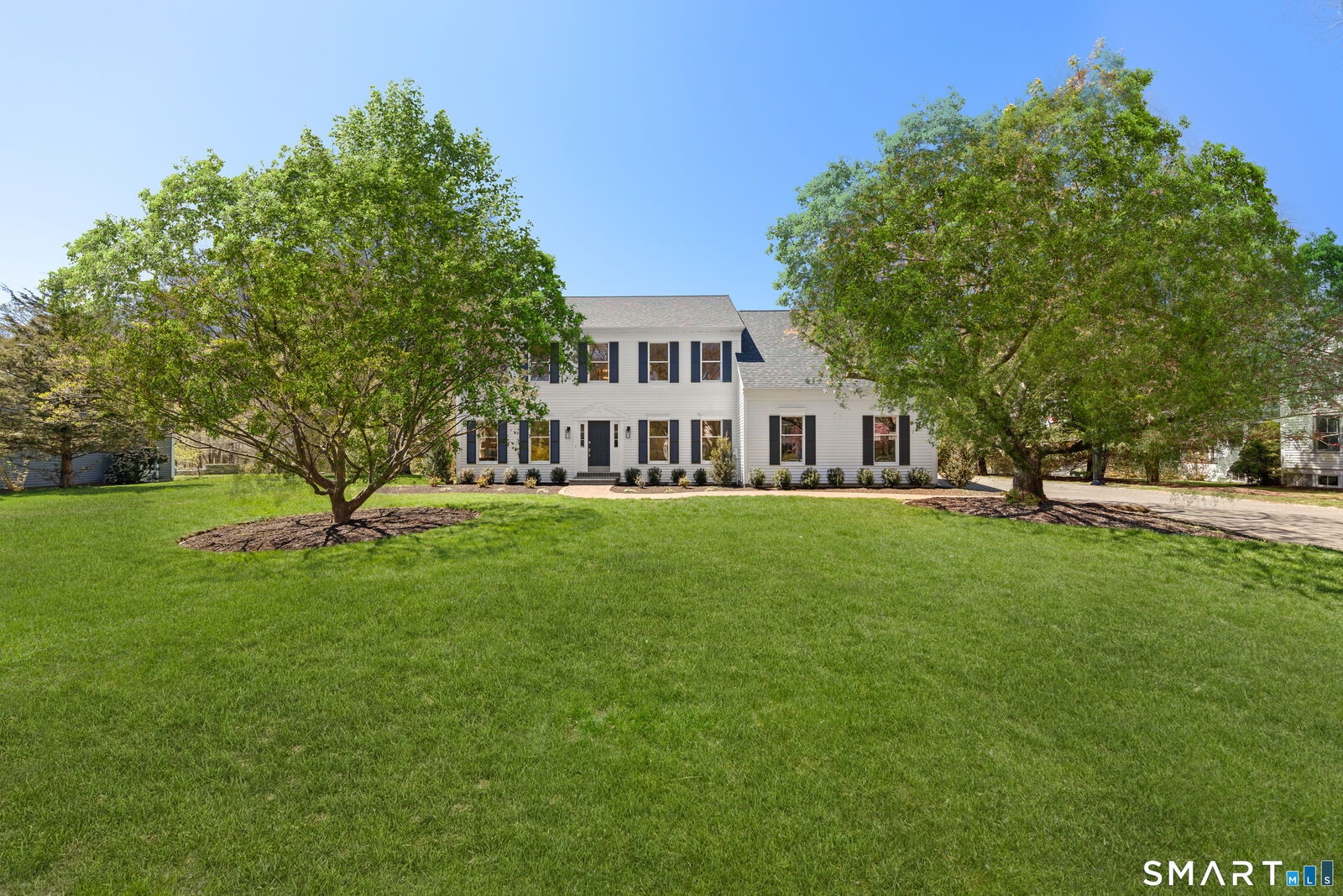 Property Photo: 276 Flintlock Road CT 06890