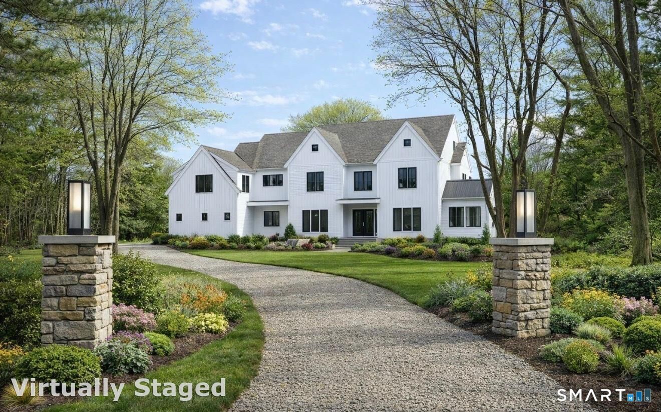 Property Photo: 5 Baldwin Place CT 06880