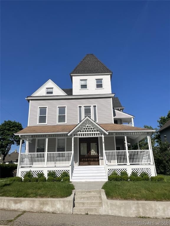 Property Photo:  3 Betts Place 4  CT 06855 