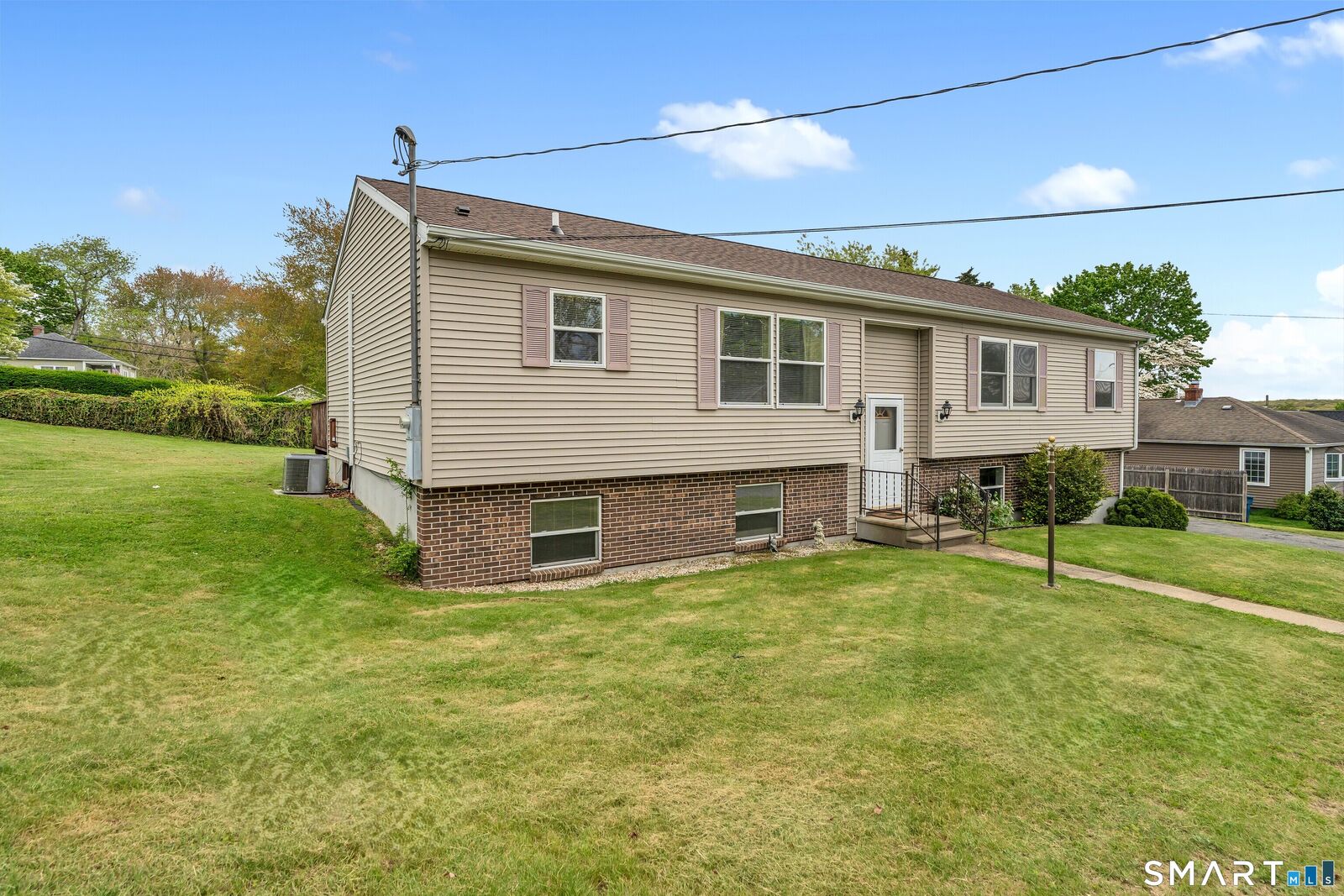 Property Photo:  37 Third Avenue  CT 06385 