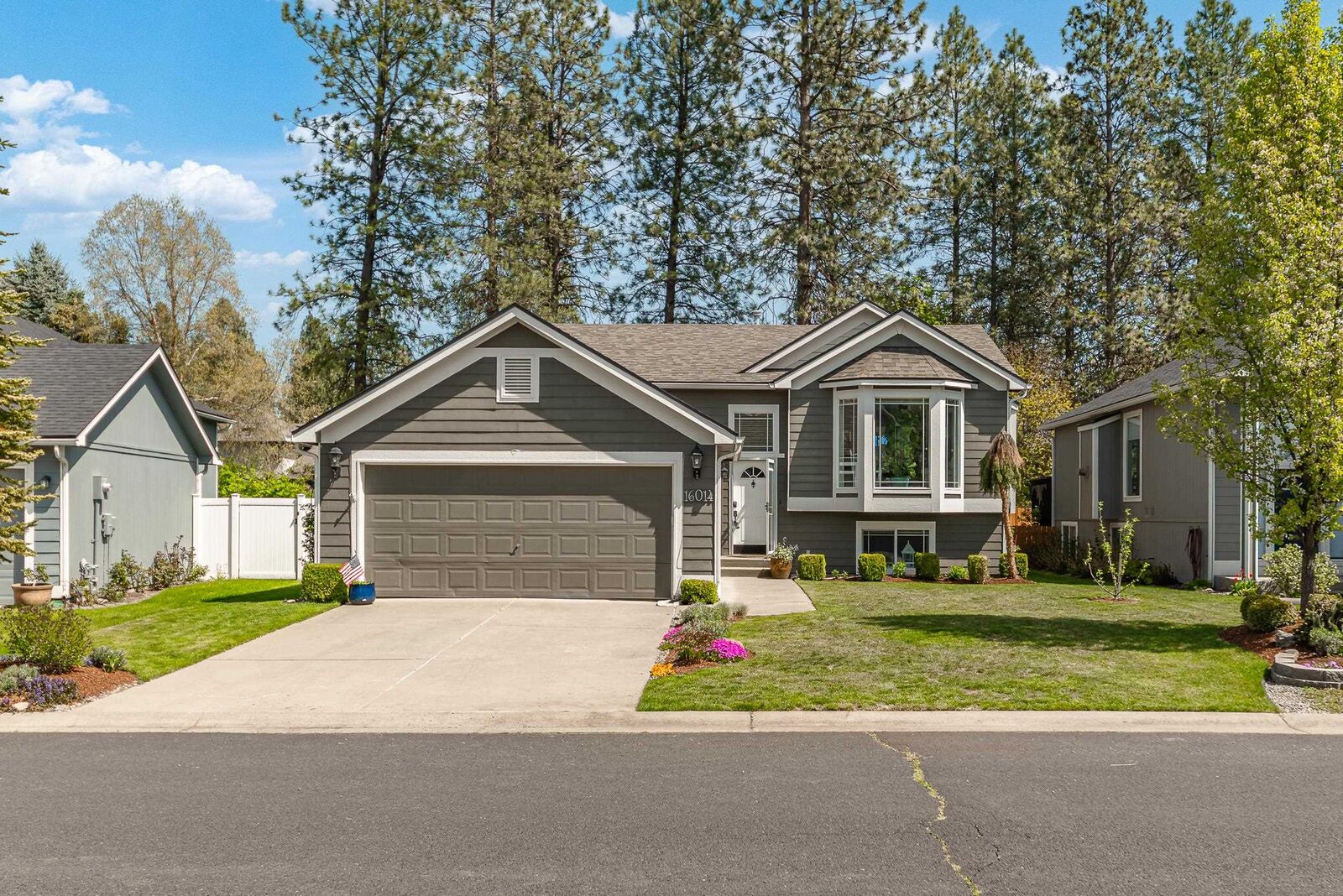 Property Photo:  16014 N Franklin St  WA 99208 