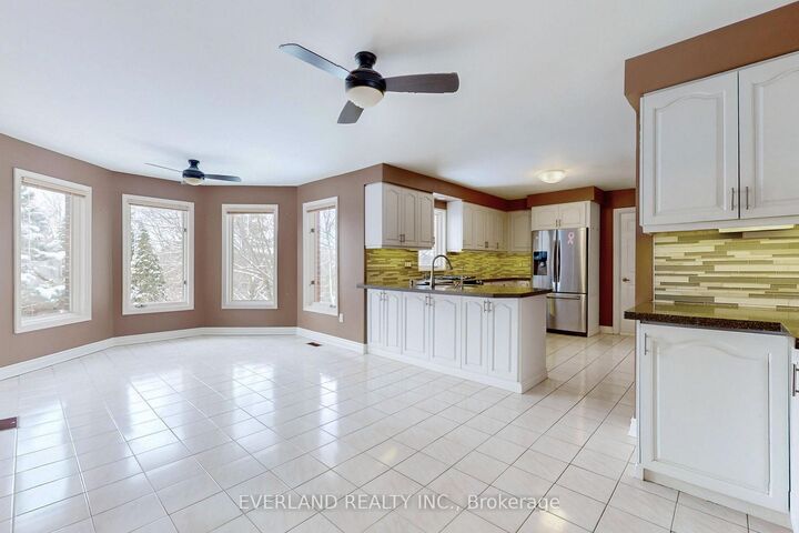 Property Photo: 173 Thompson Drive ON L9N 1E2