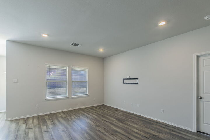 Property Photo:  237 Poplin Lane  TX 76579 