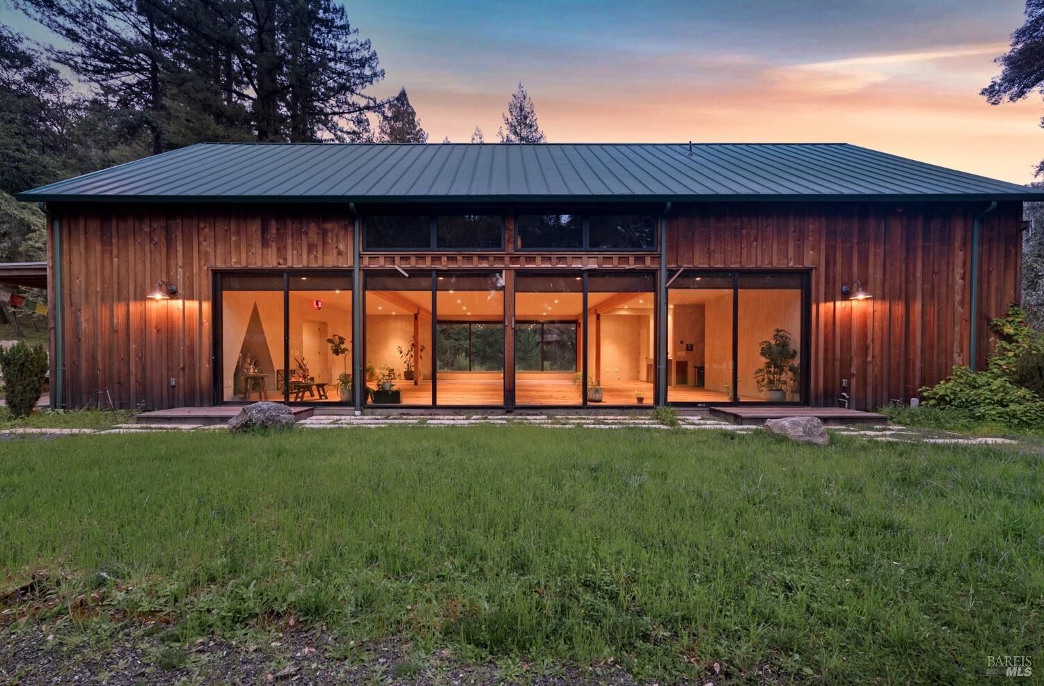 Property Photo:  18501 Van Zandt Resort Road  CA 95466 