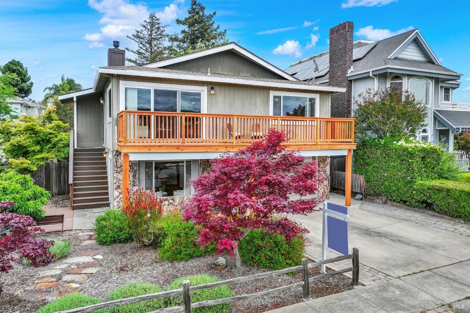 Property Photo:  921 W K Street  CA 94510 