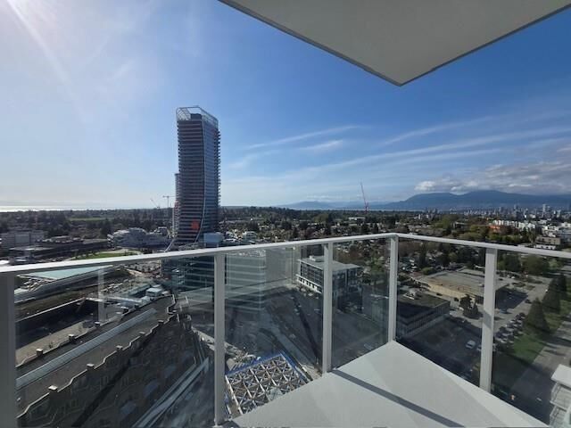 Property Photo: 485 W 42nd Avenue 2102 BC V5Y 0R6