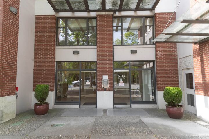 Property Photo: 5933 Cooney Road 903 BC V6X 4H3