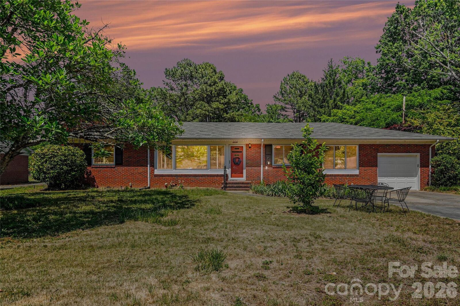Property Photo:  6339 Thelo Drive  NC 28212 