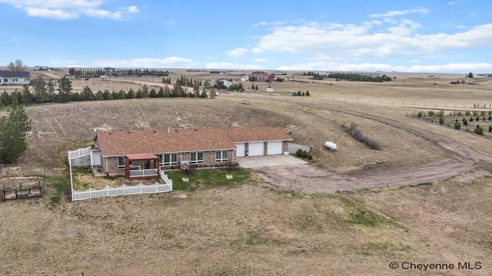 Property Photo: 2745 Chrysler Rd WY 82009