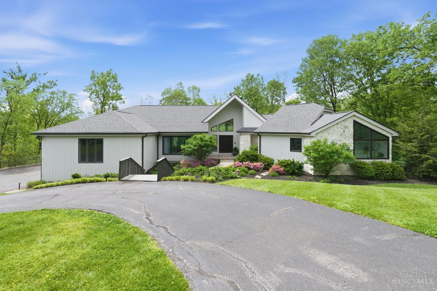 Property Photo:  183 Congress Run Road  OH 45215 